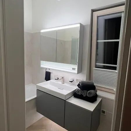Daina Apartments Self Check-In Вильнюс Экстерьер фото